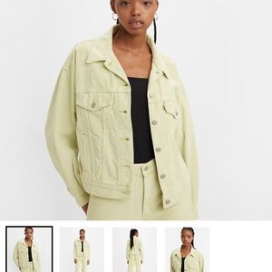 LEVI’s Corduroy Trucker Jacket